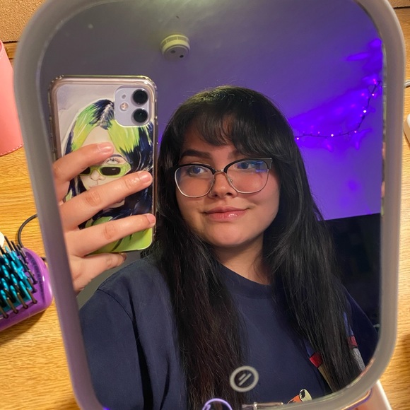 Meet your Posher, Cindy - Picture 1 of 1